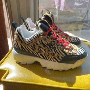 Womens FILA trainers size 9.5